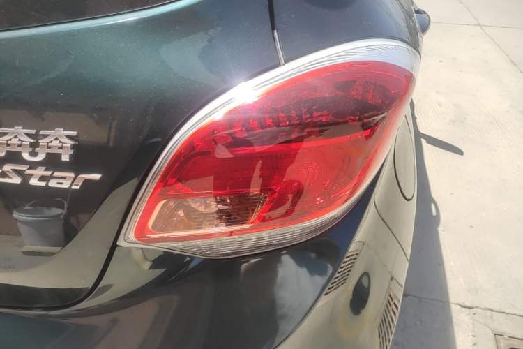 Used CHANGAN Benni E-Star 2020 Xinyue Edition Lithium Iron Phosphate (31.95 kWh) Right Rear Taillight