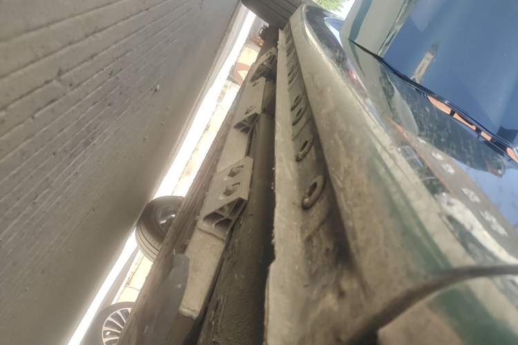 Used CHANGAN Benni E-Star 2020 Xinyue Edition Lithium Iron Phosphate (31.95 kWh) Right Side Sill
