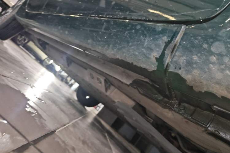 Used CHANGAN Benni E-Star 2020 Heart Edition Lithium Iron Phosphate (31.18 kWh) Right Side Sill
