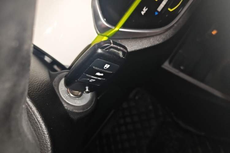 Used CHANGAN Benni E-Star 2020 Heart Edition Lithium Iron Phosphate (31.18 kWh) Vehicle Key