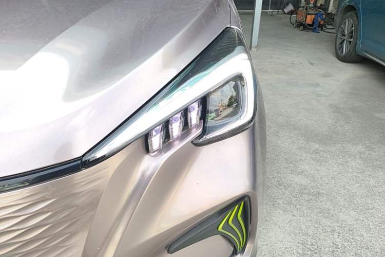 Used CHANGAN Benni E-Star 2020 Xinyue Edition Lithium-NMC Left Front Headlight