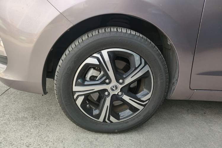 Used CHANGAN Benni E-Star 2020 Xinyue Edition Lithium-NMC Left Front Wheel Hub