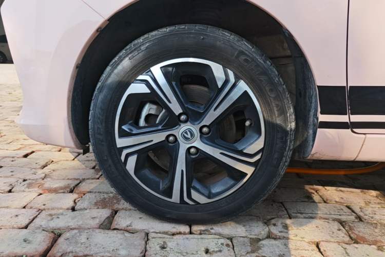 Used CHANGAN Benni E-Star 2020 Xinyue Edition Lithium Iron Phosphate (31.95 kWh) Left Front Wheel Hub