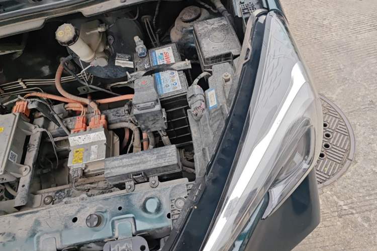 Used CHANGAN Benni E-Star 2020 Heartbeat Edition NMC Lithium Engine Bay Left