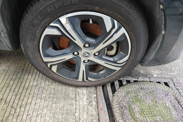 Used CHANGAN Benni E-Star 2020 Heartbeat Edition NMC Lithium Right Front Wheel Hub