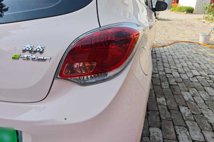 Used CHANGAN Benni E-Star 2020 Xinyue Edition Lithium Iron Phosphate (31.95 kWh) Right Rear Taillight