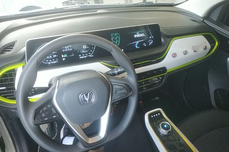 Used CHANGAN Benni E-Star 2020 Heart Edition Lithium Iron Phosphate (31.18 kWh) Center Console