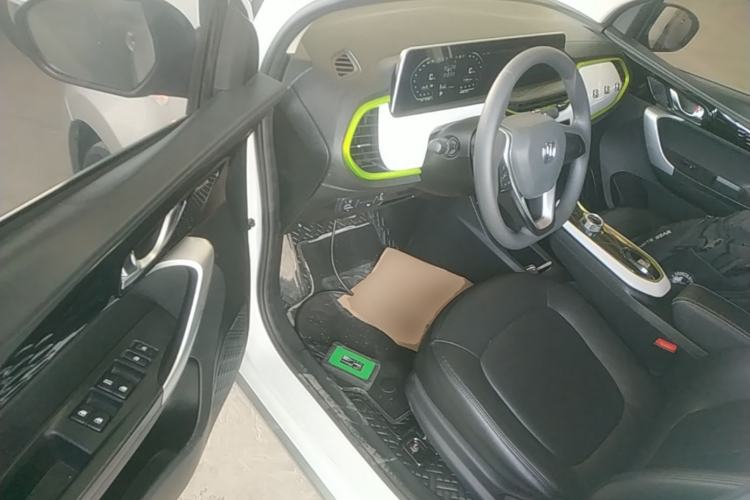 Used CHANGAN Benni E-Star 2020 Heart Edition Lithium Iron Phosphate (31.18 kWh) Driver Seat