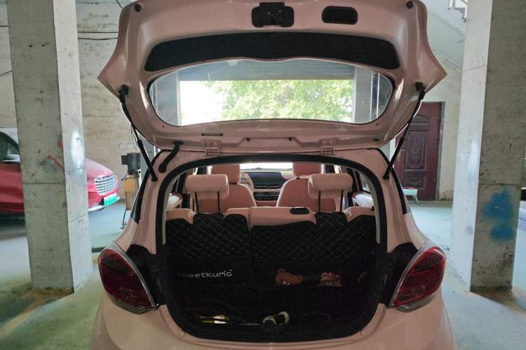 Used CHANGAN Benni E-Star 2020 Xinyue Edition Lithium Iron Phosphate (31.95 kWh) Trunk