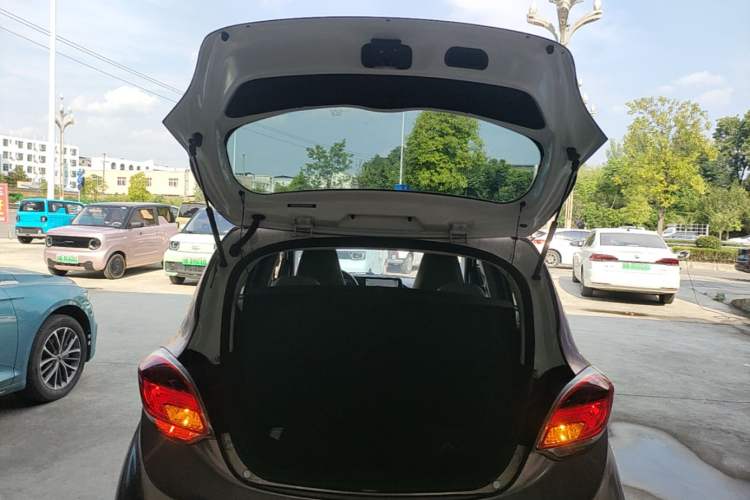 Used CHANGAN Benni E-Star 2020 Xinyue Edition Lithium-NMC Trunk
