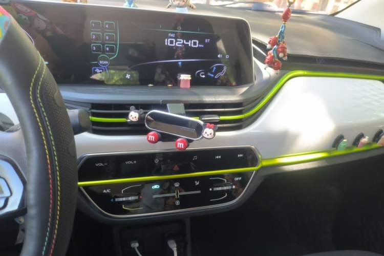 Used CHANGAN Benni E-Star 2020 Heartbeat Edition NMC Lithium Audio And AC Panel