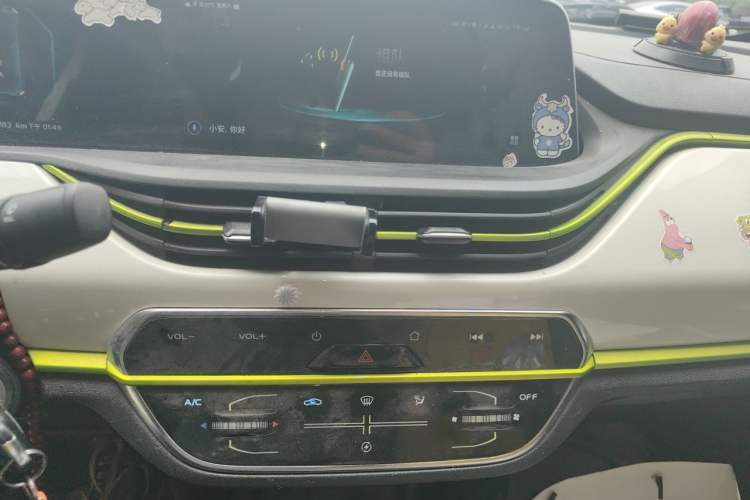 Used CHANGAN Benni E-Star 2020 Xinyue Edition Lithium Iron Phosphate (31.18 kWh) Audio And AC Panel