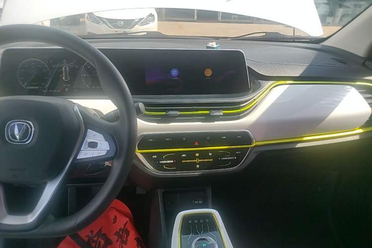 Used CHANGAN Benni E-Star 2020 Xinyue Edition Lithium-NMC Audio And AC Panel