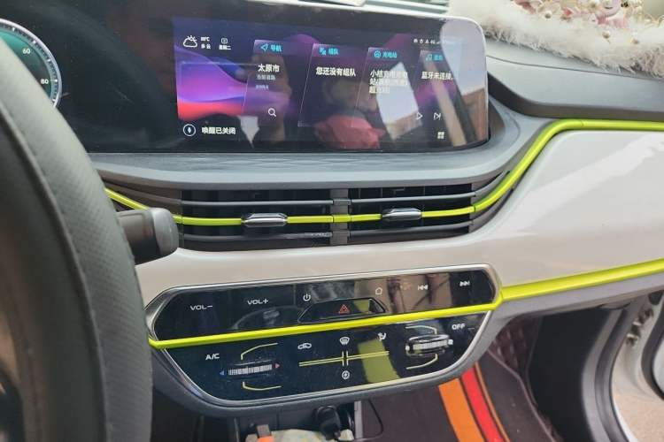 Used CHANGAN Benni E-Star 2020 Xinyue Edition Lithium Iron Phosphate (31.18 kWh) Audio And AC Panel