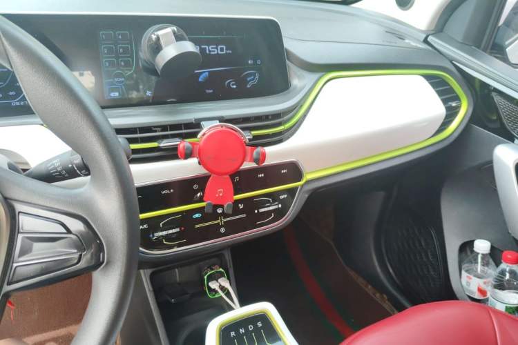 Used CHANGAN Benni E-Star 2020 Heartbeat Edition NMC Lithium Audio And AC Panel