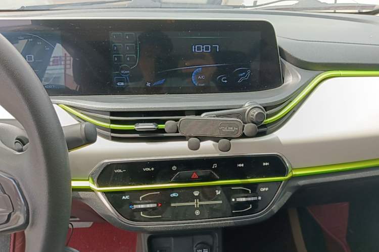 Used CHANGAN Benni E-Star 2020 Heartbeat Edition NMC Lithium Audio And AC Panel