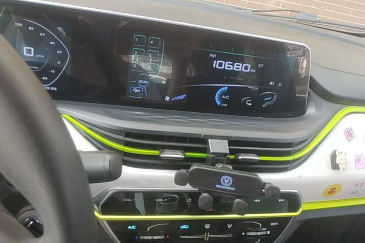 Used CHANGAN Benni E-Star 2020 Heartbeat Edition NMC Lithium Audio And AC Panel