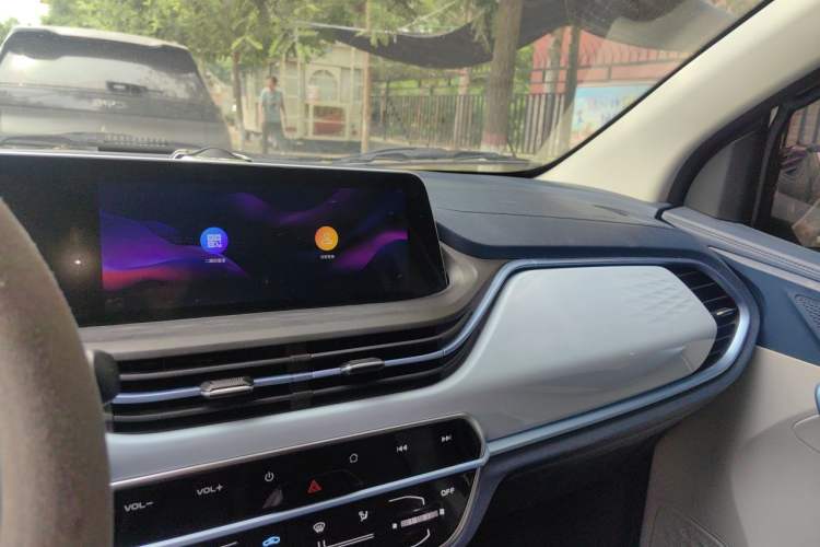 Used CHANGAN Benni E-Star 2020 Heart Edition Lithium Iron Phosphate (31.95 kWh) Audio And AC Panel