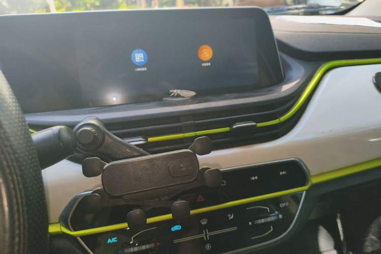 Used CHANGAN Benni E-Star 2020 Xinyue Edition Lithium-NMC Audio And AC Panel