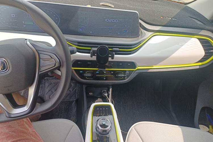 Used CHANGAN Benni E-Star 2020 Heart Edition Lithium Iron Phosphate (31.95 kWh) Audio And AC Panel