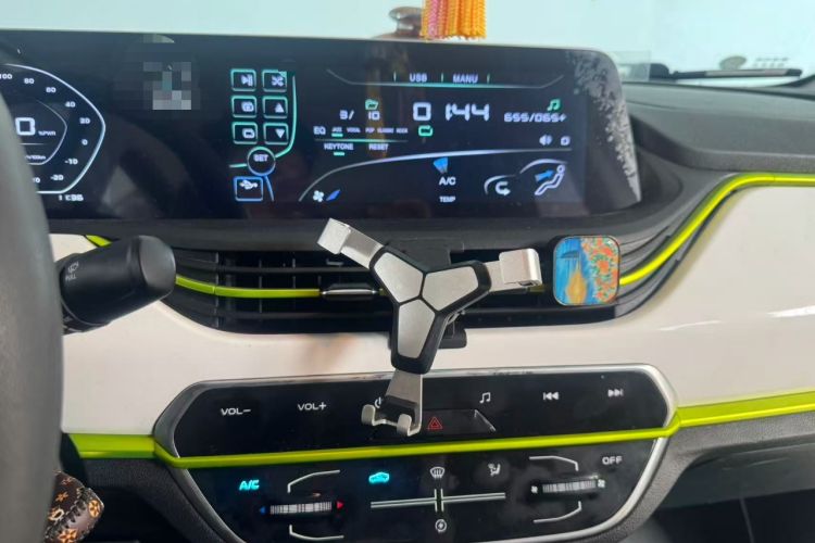Used CHANGAN Benni E-Star 2020 Heartbeat Edition NMC Lithium Audio And AC Panel