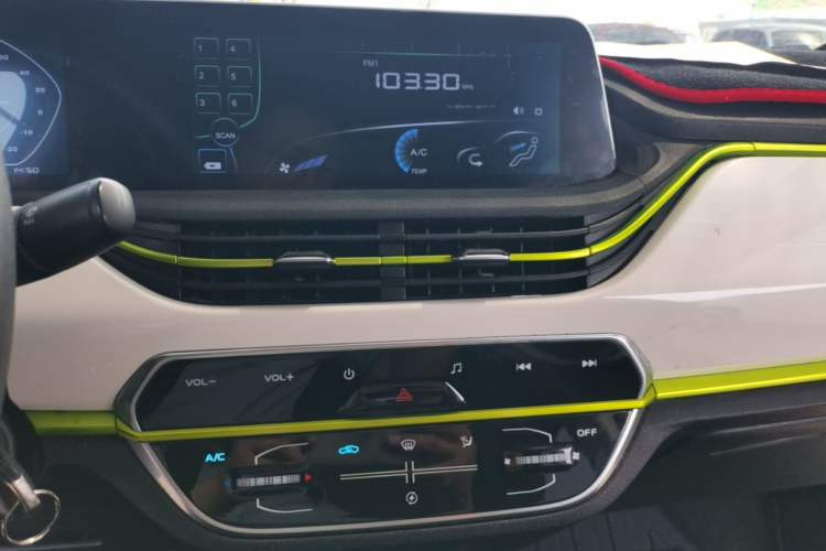 Used CHANGAN Benni E-Star 2020 Heartbeat Edition NMC Lithium Audio And AC Panel