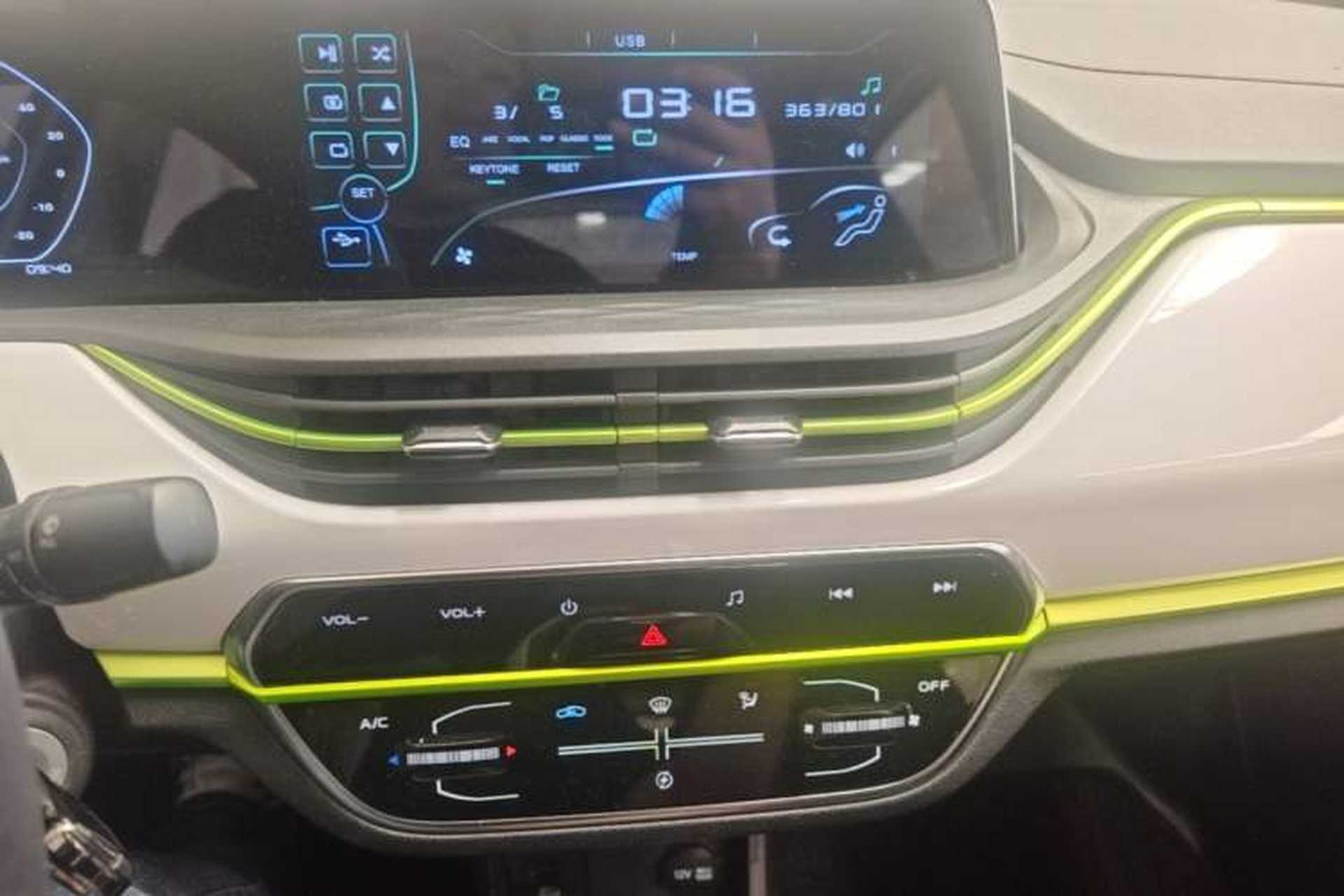 Used CHANGAN Benni E-Star 2020 Heartbeat Edition NMC Lithium Audio And AC Panel