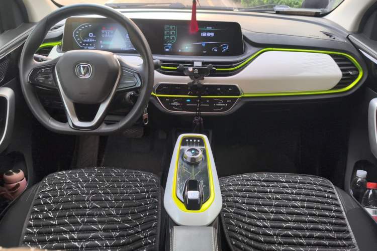Used CHANGAN Benni E-Star 2020 Heartbeat Edition NMC Lithium Center Console
