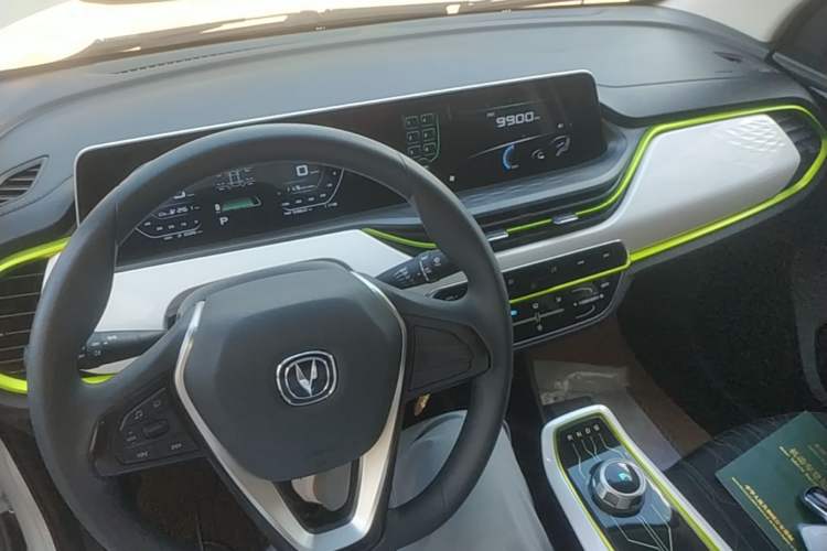 Used CHANGAN Benni E-Star 2020 Heartbeat Edition NMC Lithium Center Console