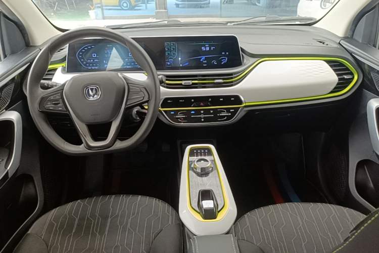 Used CHANGAN Benni E-Star 2020 Heartbeat Edition NMC Lithium Center Console
