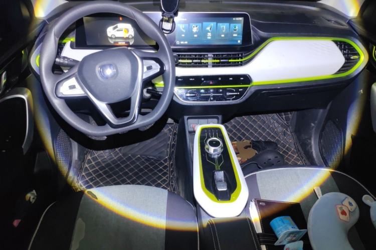 Used CHANGAN Benni E-Star 2020 Xinyue Edition Lithium-NMC Center Console