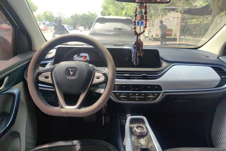 Used CHANGAN Benni E-Star 2020 Heart Edition Lithium Iron Phosphate (31.95 kWh) Center Console
