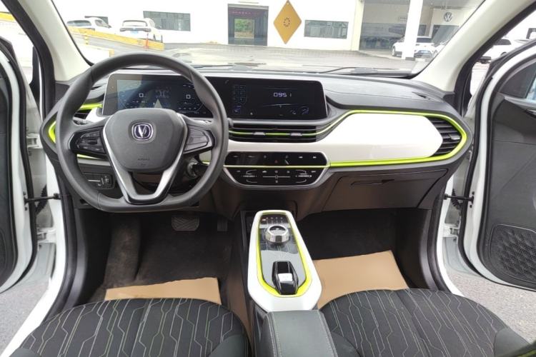 Used CHANGAN Benni E-Star 2020 Heartbeat Edition NMC Lithium Center Console