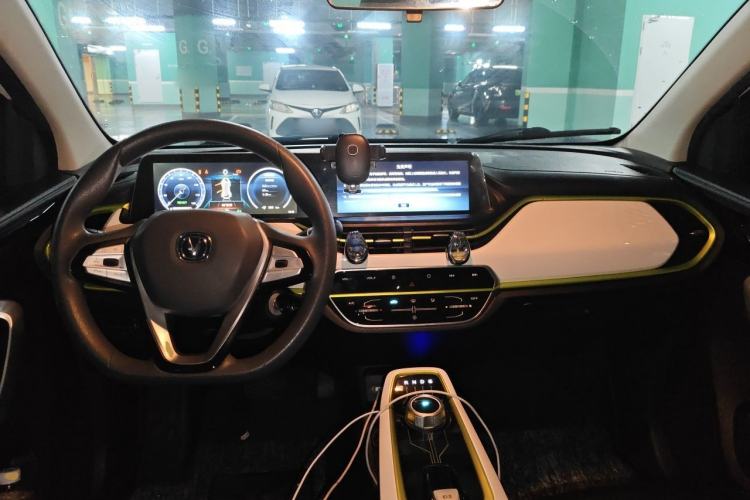 Used CHANGAN Benni E-Star 2020 Xinyue Edition Lithium-NMC Center Console