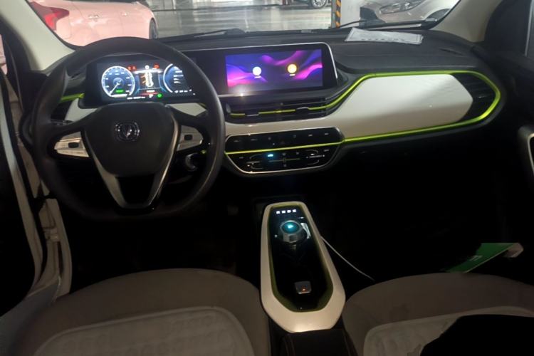 Used CHANGAN Benni E-Star 2020 Xinyue Edition Lithium-NMC Center Console