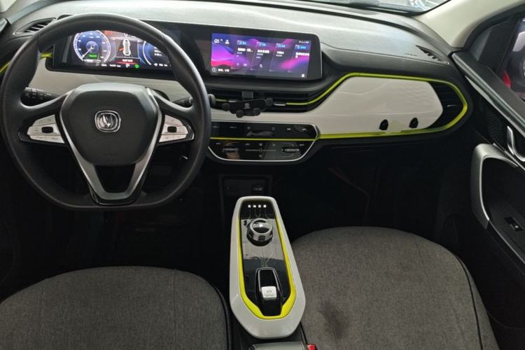 Used CHANGAN Benni E-Star 2020 Xinyue Edition Lithium-NMC Center Console