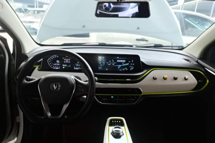 Used CHANGAN Benni E-Star 2020 Heartbeat Edition NMC Lithium Center Console