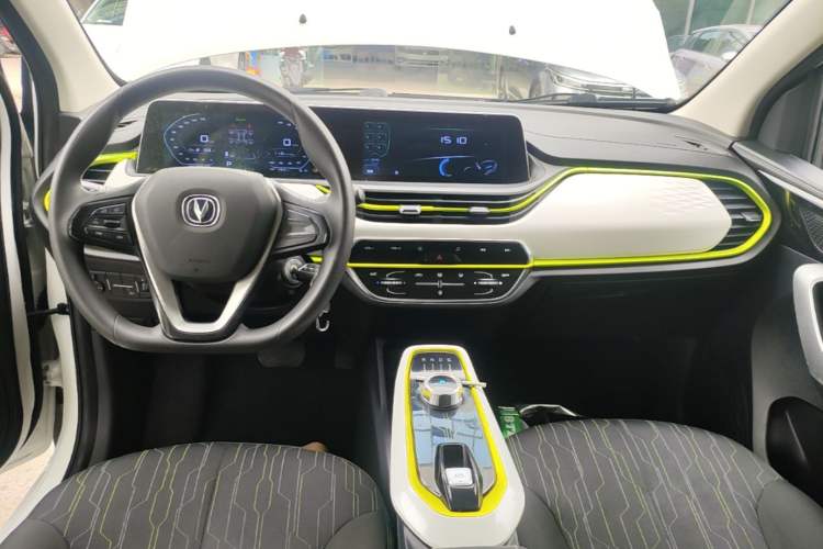 Used CHANGAN Benni E-Star 2020 Heartbeat Edition NMC Lithium Center Console