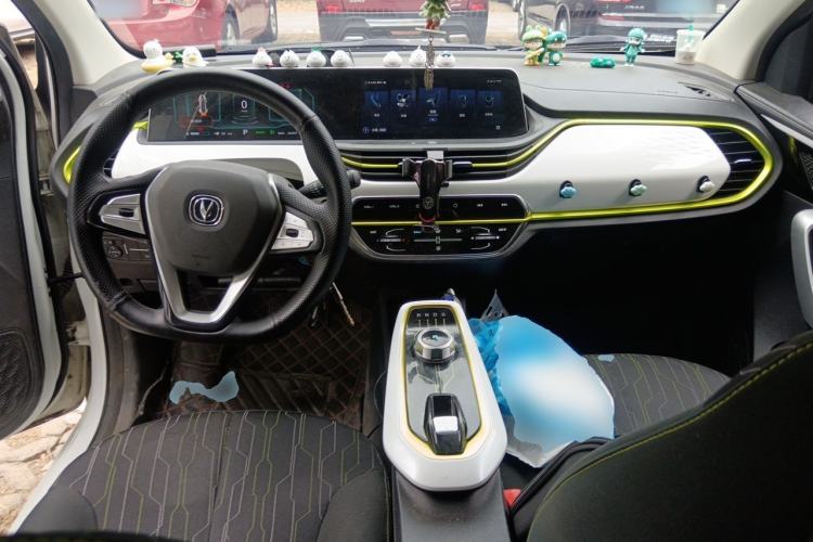 Used CHANGAN Benni E-Star 2020 Xinyue Edition Lithium-NMC Center Console