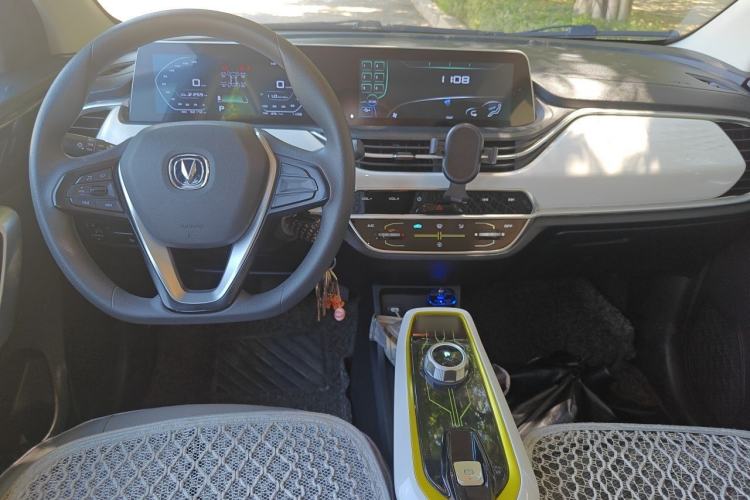 Used CHANGAN Benni E-Star 2020 Heartbeat Edition NMC Lithium Center Console