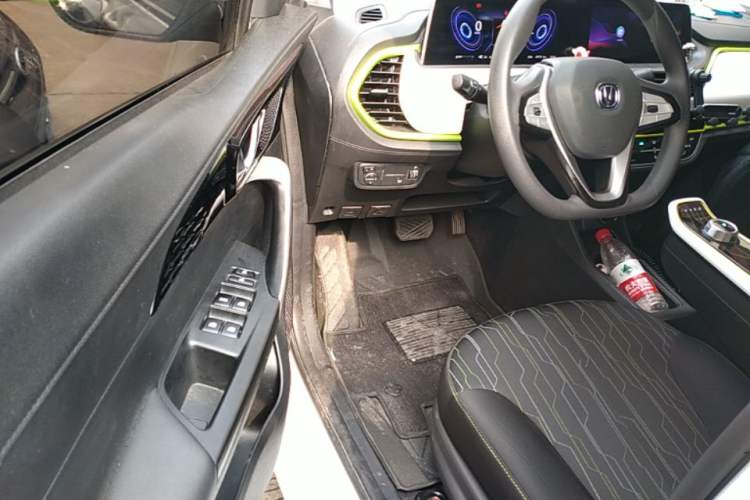 Used CHANGAN Benni E-Star 2020 Xinyue Edition Lithium-NMC Driver Seat