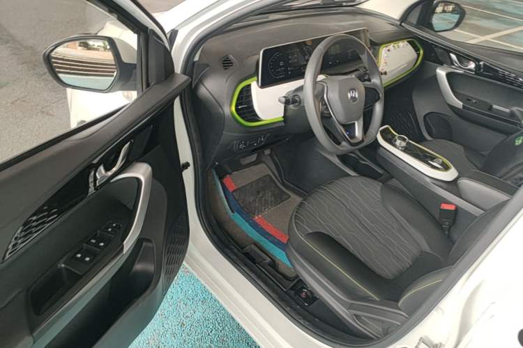 Used CHANGAN Benni E-Star 2020 Heartbeat Edition NMC Lithium Driver Seat