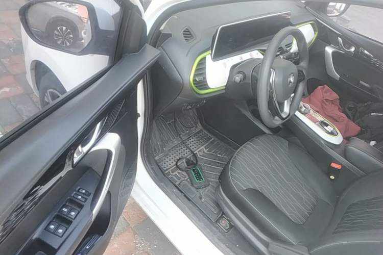 Used CHANGAN Benni E-Star 2020 Heartbeat Edition NMC Lithium Driver Seat