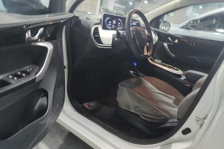 Used CHANGAN Benni E-Star 2020 Xinyue Edition Lithium-NMC Driver Seat