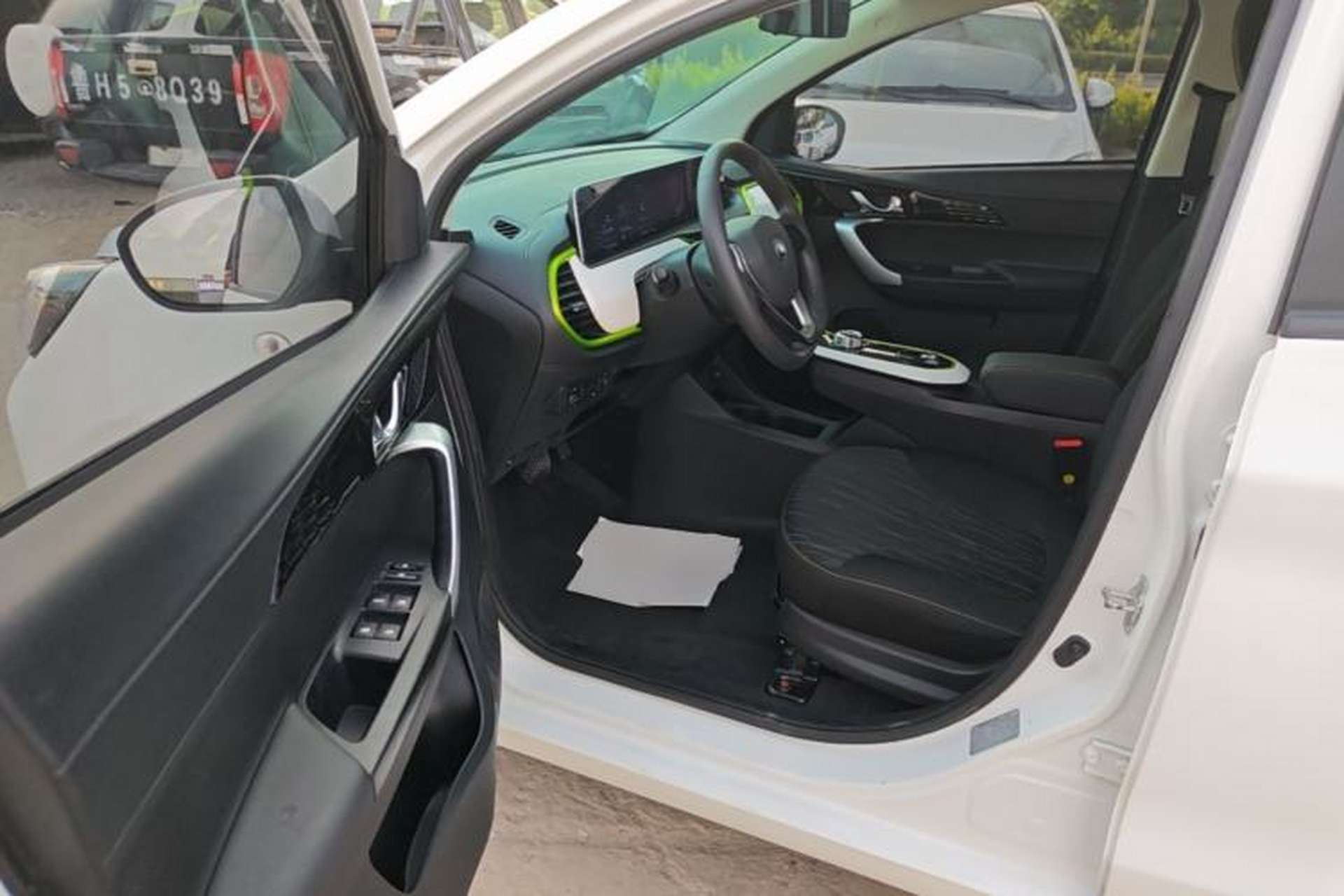 Used CHANGAN Benni E-Star 2020 Heart Edition Lithium Iron Phosphate (31.18 kWh) Driver Seat