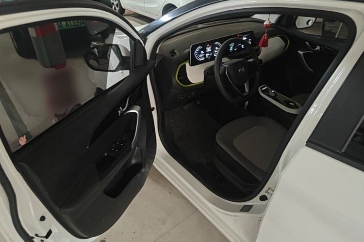 Used CHANGAN Benni E-Star 2020 Heart Edition Lithium Iron Phosphate (31.18 kWh) Driver Seat