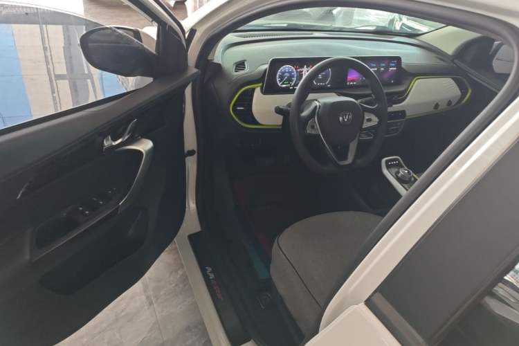 Used CHANGAN Benni E-Star 2020 Xinyue Edition Lithium-NMC Driver Seat