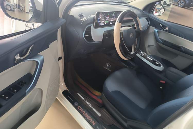 Used CHANGAN Benni E-Star 2020 Heart Edition Lithium Iron Phosphate (31.18 kWh) Driver Seat