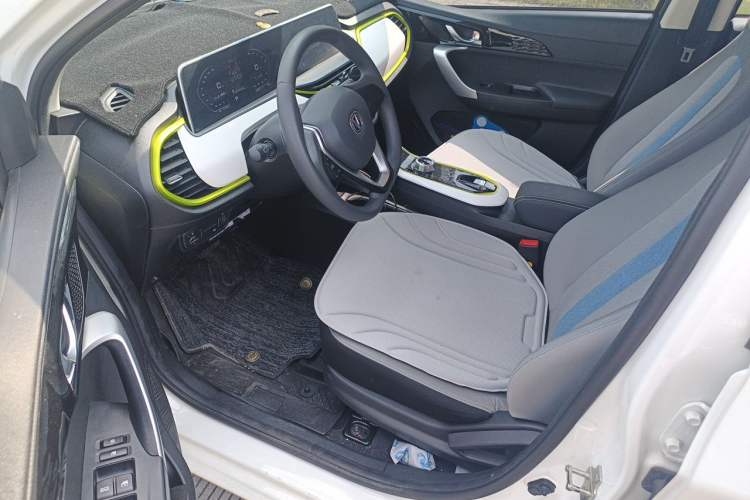 Used CHANGAN Benni E-Star 2020 Heart Edition Lithium Iron Phosphate (31.95 kWh) Driver Seat