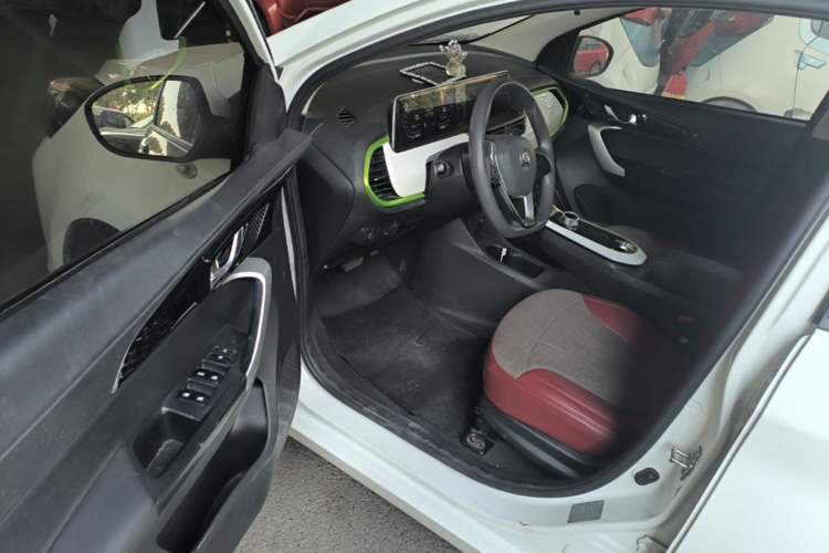 Used CHANGAN Benni E-Star 2020 Heartbeat Edition NMC Lithium Driver Seat